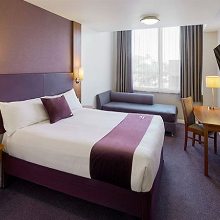 Premier Inn Cambridge Girton  Eksteriør bilde