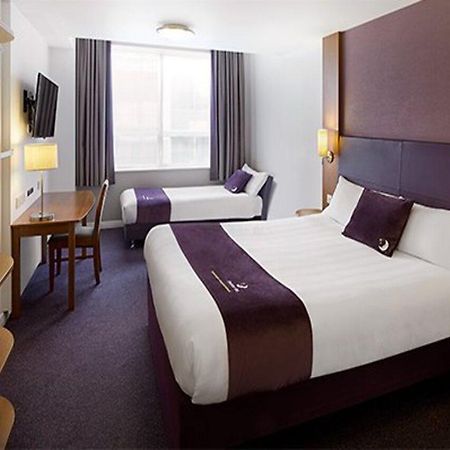 Premier Inn Cambridge Girton  Eksteriør bilde