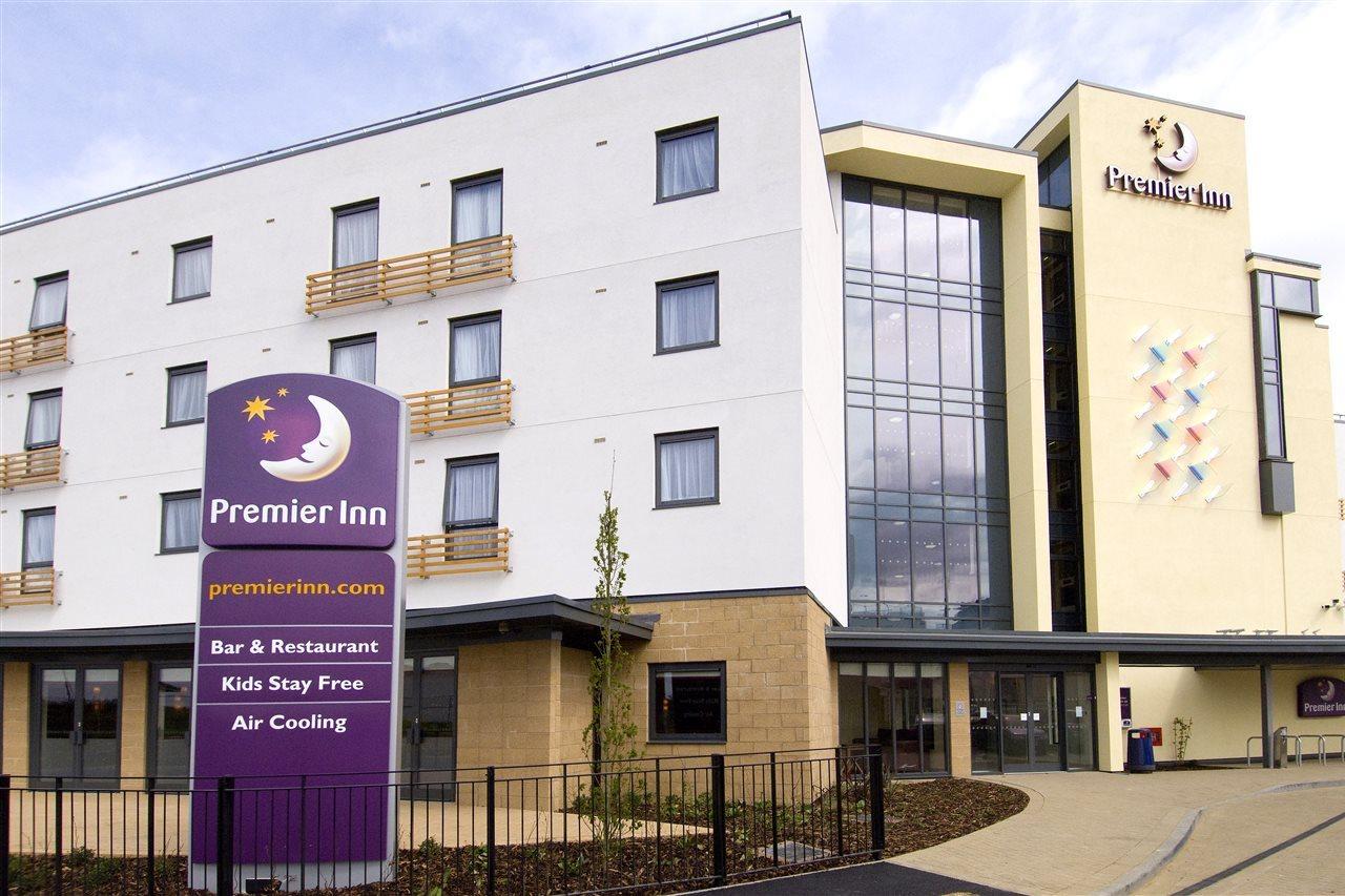 Premier Inn Cambridge Girton  Eksteriør bilde