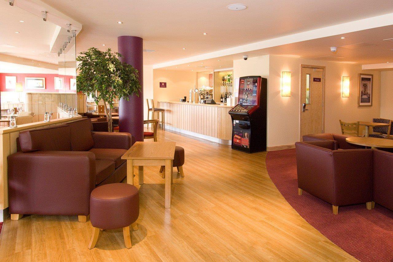 Premier Inn Cambridge Girton  Eksteriør bilde