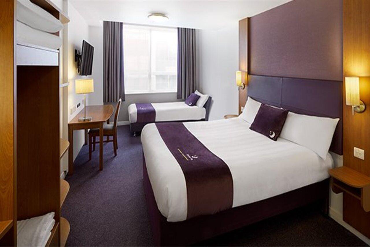 Premier Inn Cambridge Girton  Eksteriør bilde