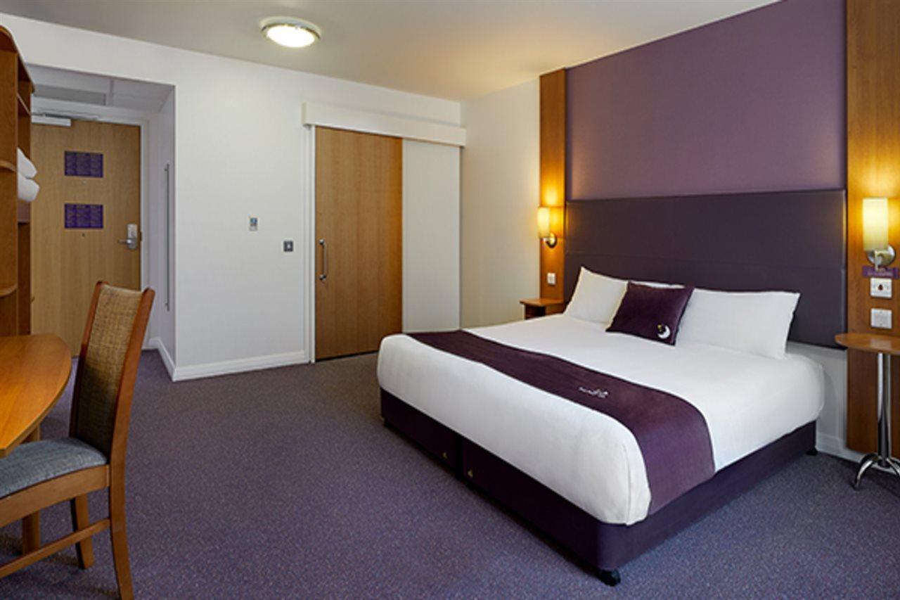 Premier Inn Cambridge Girton  Eksteriør bilde