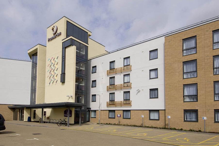 Premier Inn Cambridge Girton  Eksteriør bilde