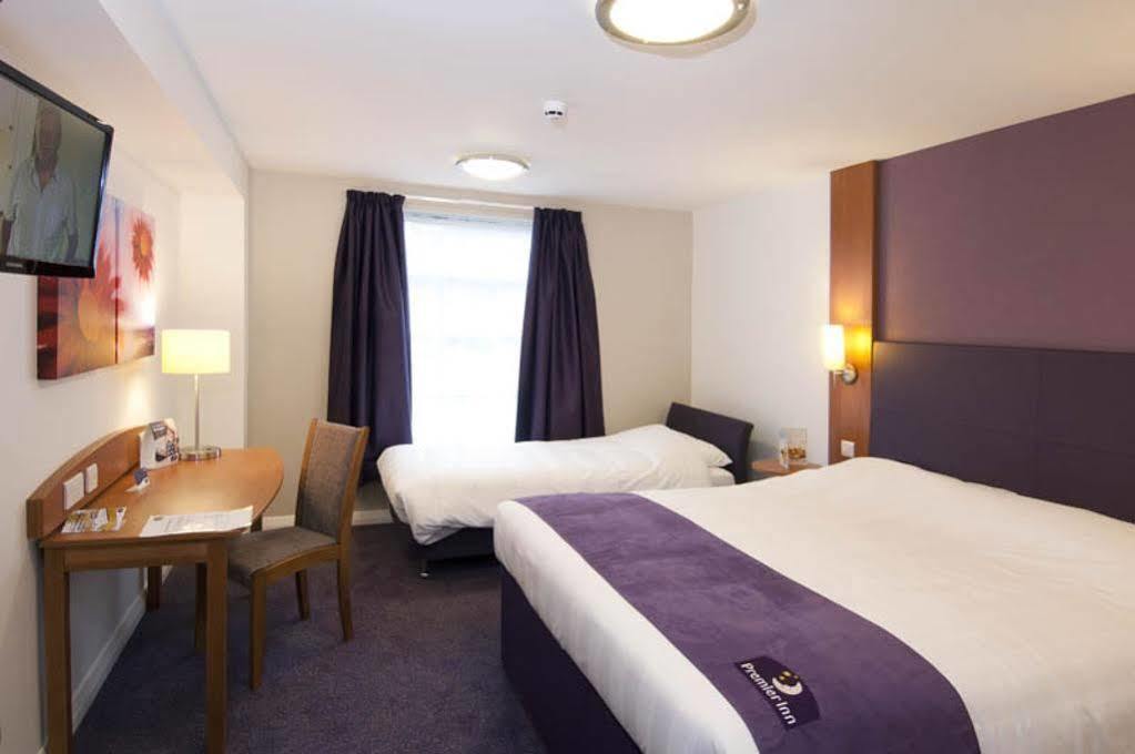 Premier Inn Cambridge Girton  Eksteriør bilde